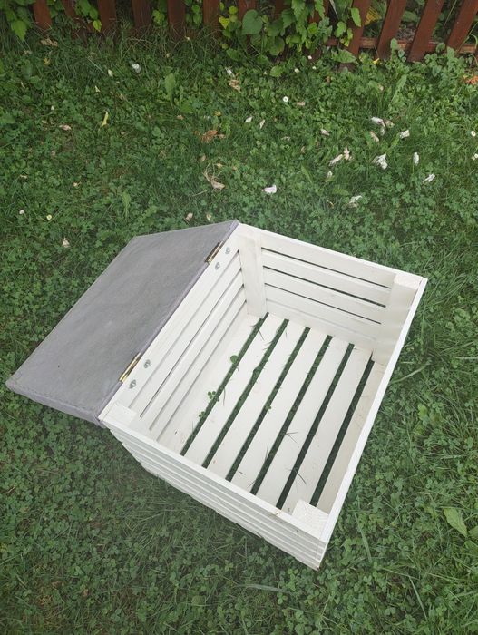 Siedzisko pufa skrzynka biała