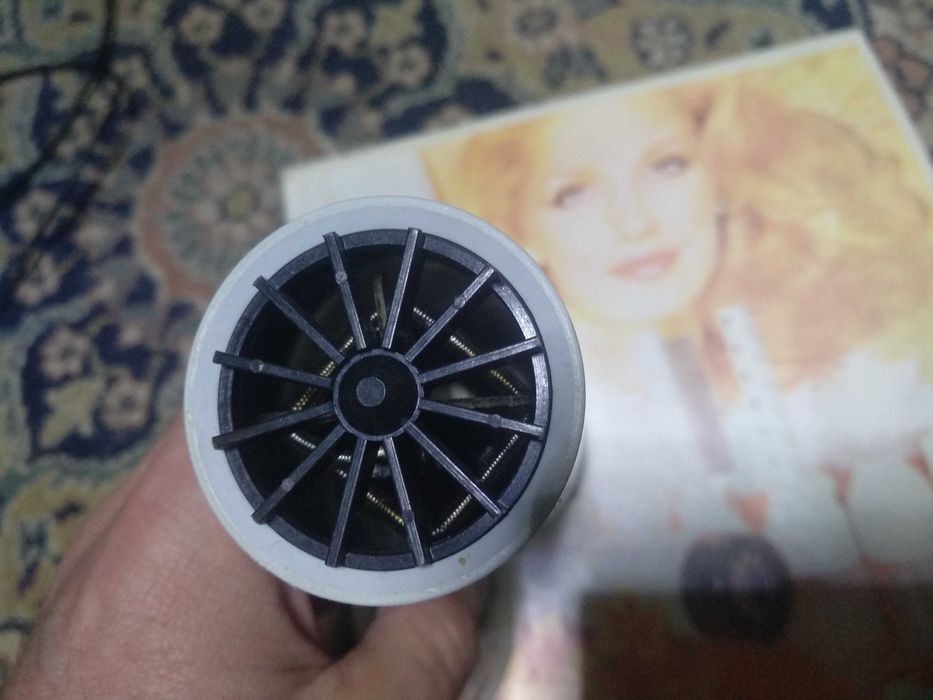 Електрофен побутовий Русалка 2М з комплектом насадок