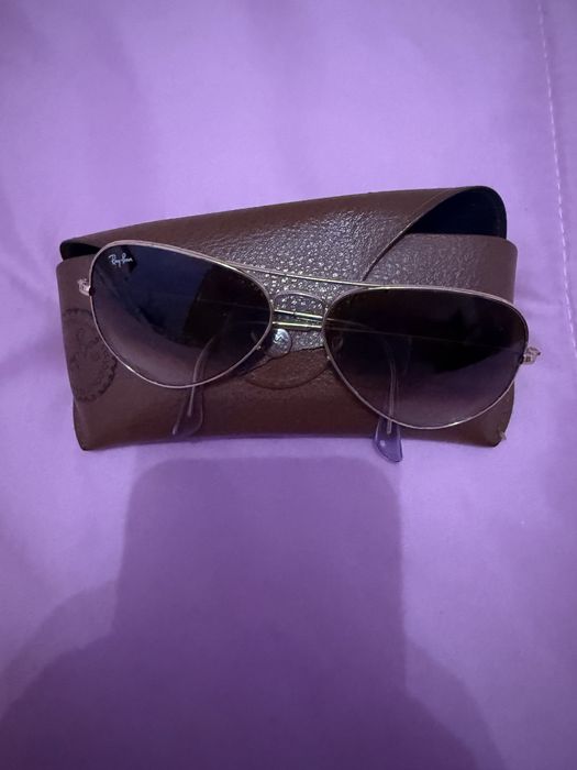 Óculos de sol marca Ray Ban