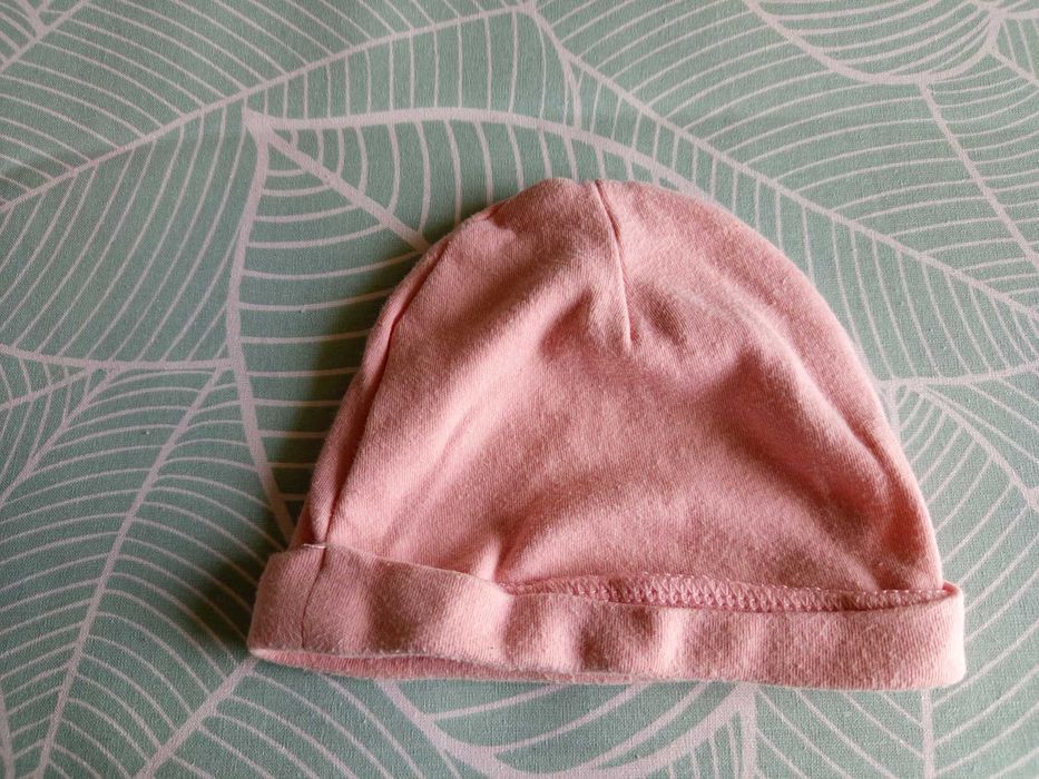 Czapeczka niemowlęca