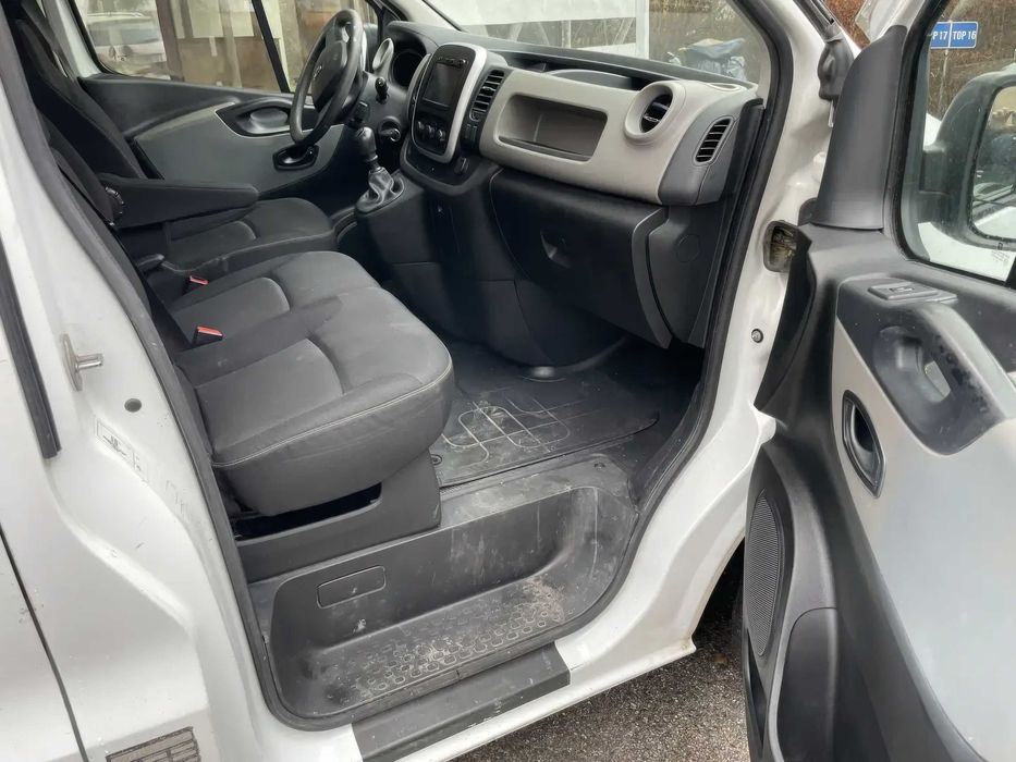 Renault Trafic      2015