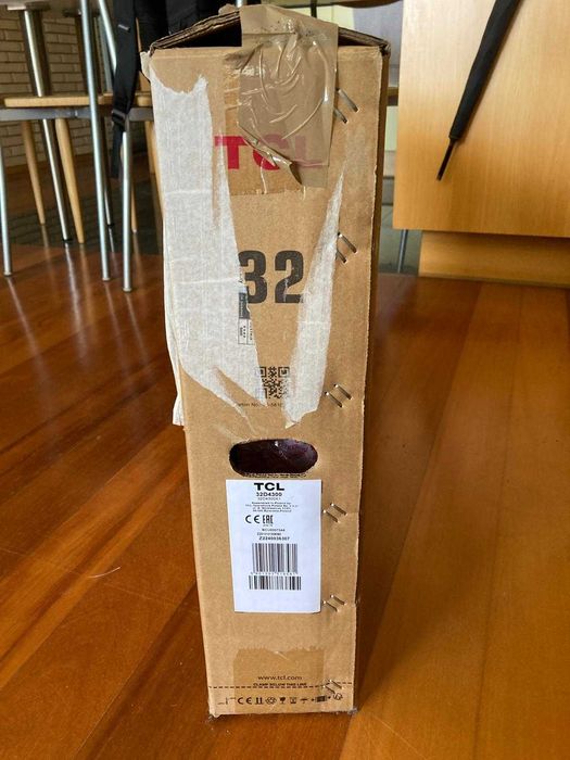 TV LED TCL 32 polegadas nova