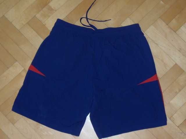 Hiszpania nowe spodenki męskie Adidas L