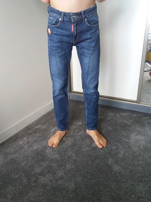 spodnie jeansowe Dsquared2 Denim W26  model 2148 marka luksusowa