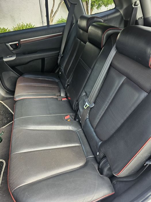 Hyundai Santa Fe CRDi – 7 Lugares | Nacional | Caixa Manual