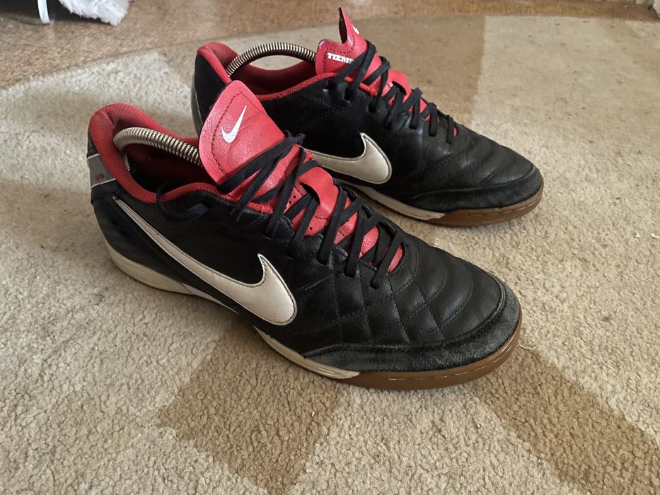 Найк темпо .Сороконожки, залки,