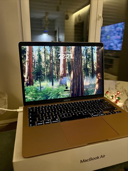 MacBook Air 13” / i3 / 8GB / 256GB / Gold – 213 cykli Kłobuck • OLX.pl
