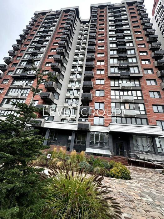 Продається 1-кімнатна квартира з якісним ремонтом і меблями в ЖК West House (бізнес-клас, Голосіївський район).