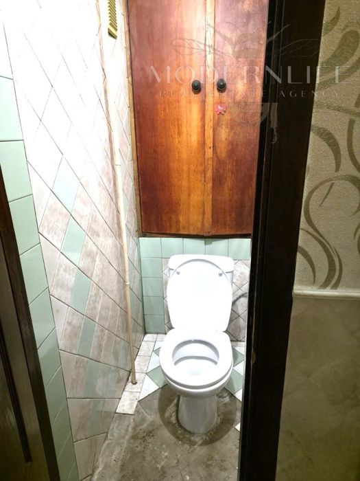 Продаж 4к квартири вул. Братиславська 13