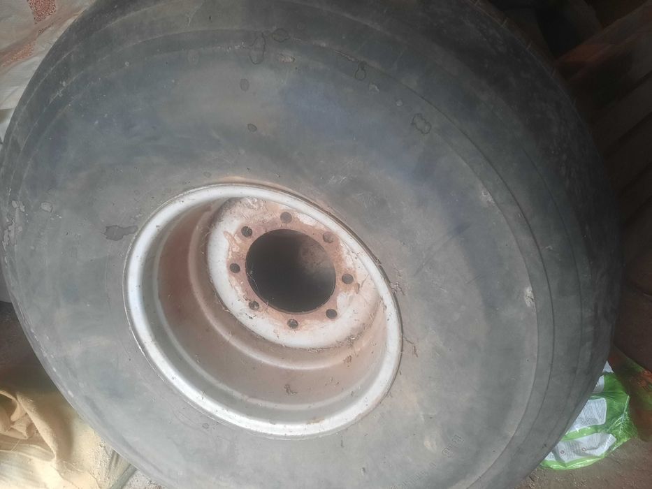 Koła, opony do beczkowozu 21.0/80-20