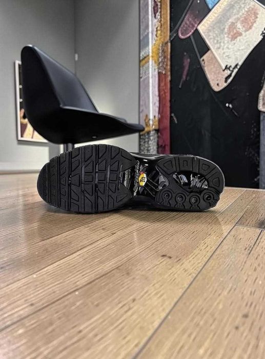 (БЕЗ ПЕРЕДОПЛАТИ) 36 - 40 Nike Air Max Plus Triple Найк Аир Макс ТН