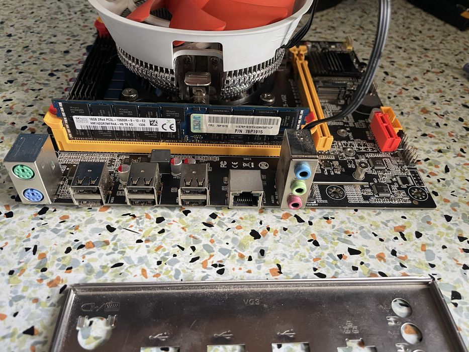 X79-E5 VG2 2011 Xeon E5-2650 v2 2х16 2.6-3.2 GHz ОЗУ 16х2GB