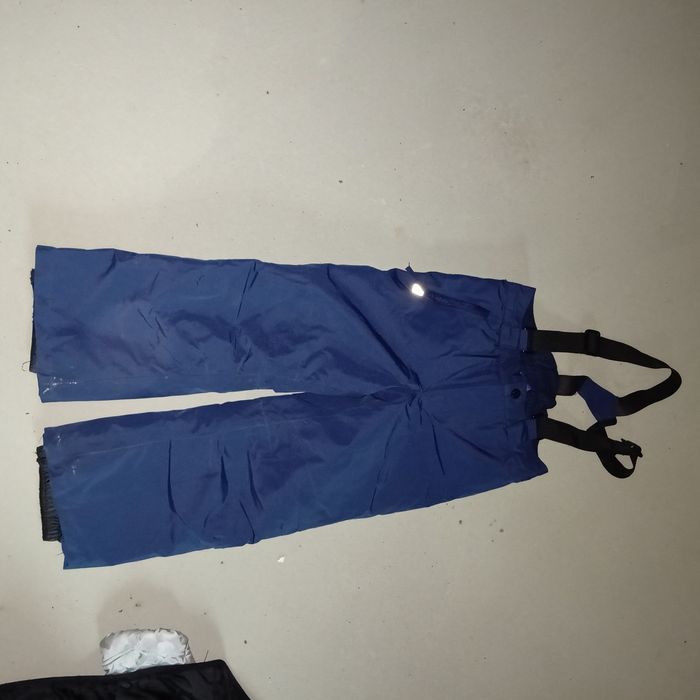 Spodnie śniegowe 110/116