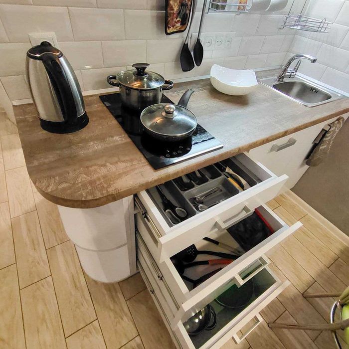 БОРОВСКОГО 37Х, б-ца Воробьева, онкодиспансер. Новый дом. Хозяйка