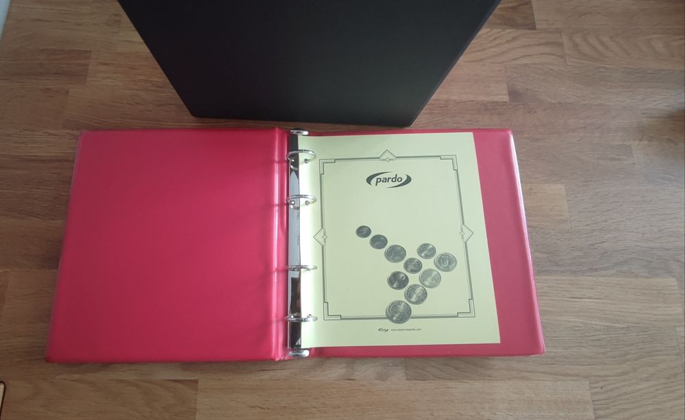 Álbum/capa arquivadora numismática