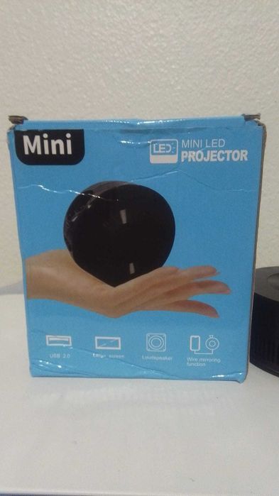 Mini Projetor LED Portátil | USB | Compacto | Novo