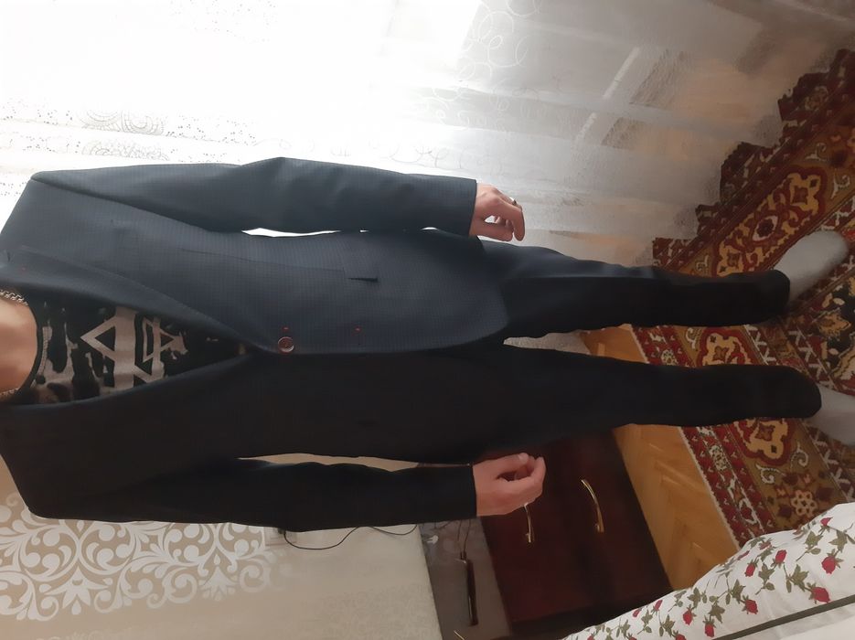 Костюм чоловічий