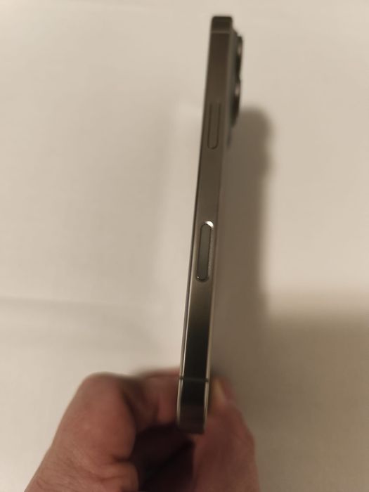 Iphone 16 pro Idealny Stan