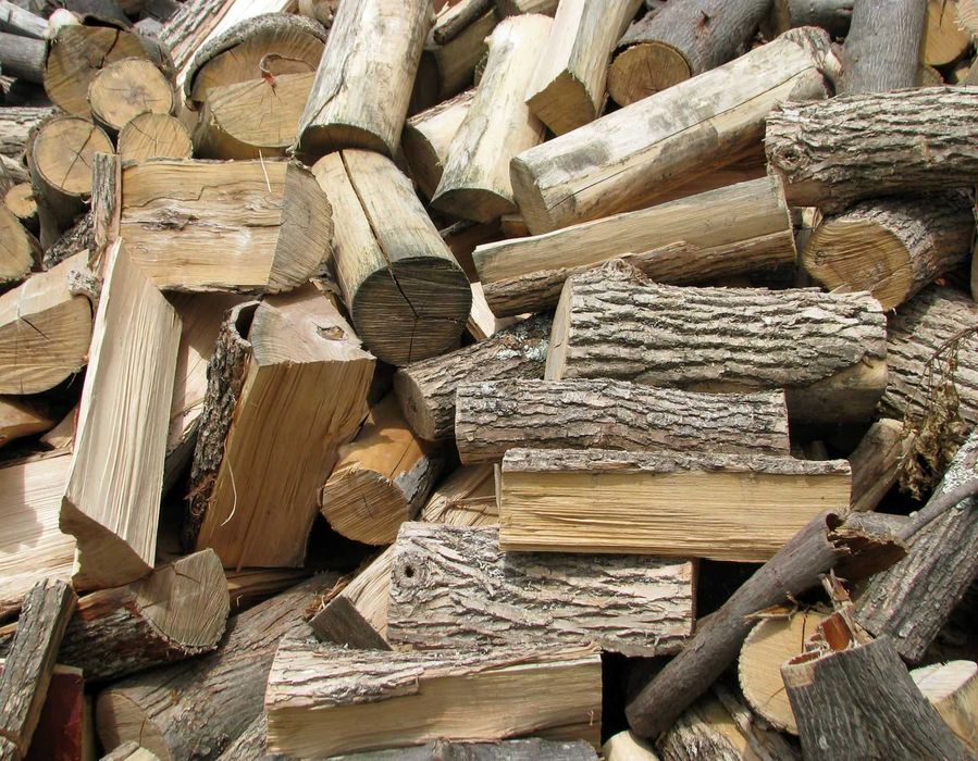 Дрова от 2000грн,Продам дрова,рубаные, метровые Дуб,Акация,Ясень