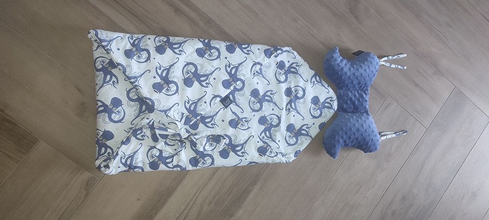 Rożek i poduszka motylek La Millou