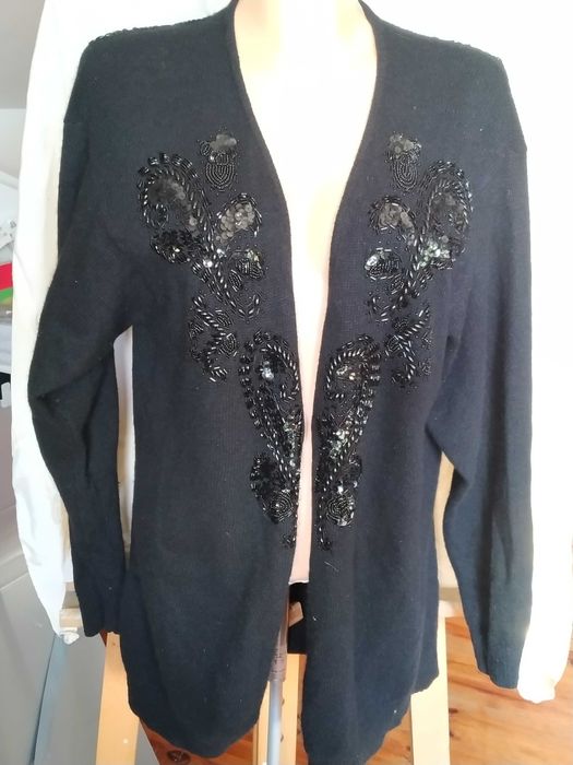 sweter haftow  koralik ,, Bellini " - lamwoole -  weł jagnięca   R.40