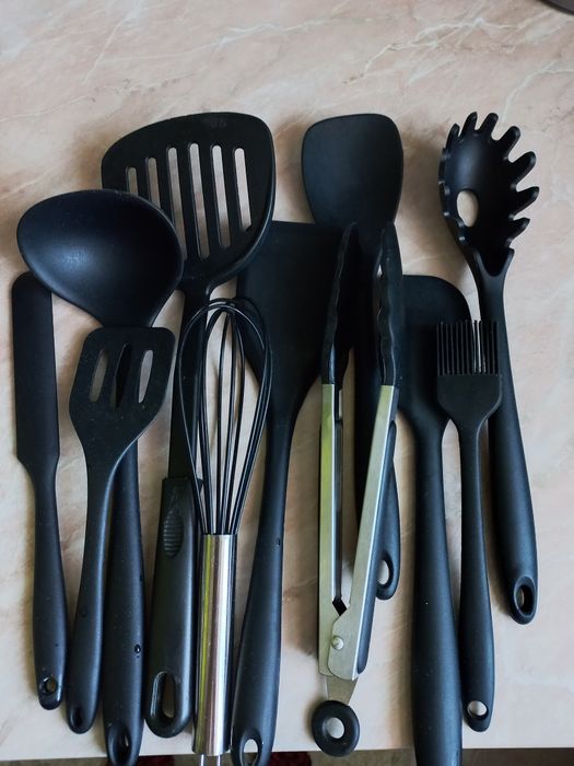Набір приборів для кухні