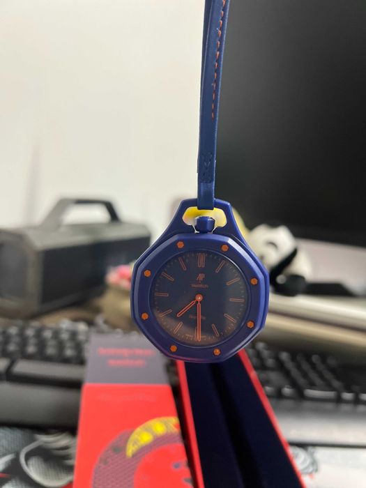 Orenji Hachi – Lépine z koronką 12, Super-LumiNova A, safir, lanyard