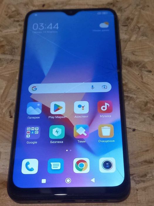 Продам телефон Xiaomi Redmi 9T NFC (4+1/64)