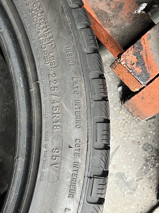Шины зимние 2шт 225/45/R18 Michelin Pilot Alpin4