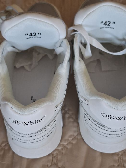 Sapatilhas brancas Off White