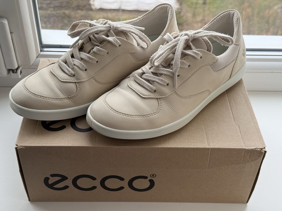 Кросівки жіночі Ecco