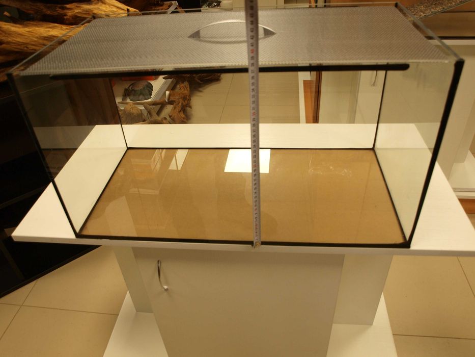 Terrarium 70x36x38 dla myszoskoczek ,myszka itp + pokrywa metal