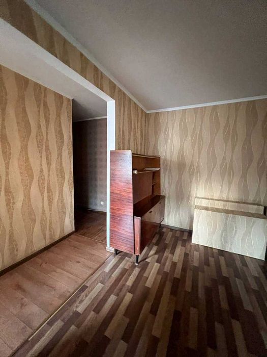 2к квартира 40 м2, Чумака 6, Солом`янський район, терміново