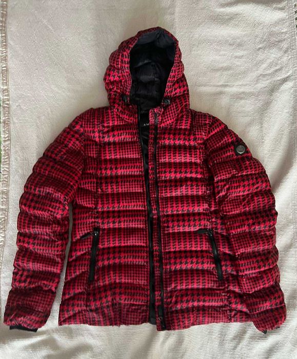 Kurtka pikowana w pepitkę czerwono czarną z kapturem - M-XL - "Amisu".