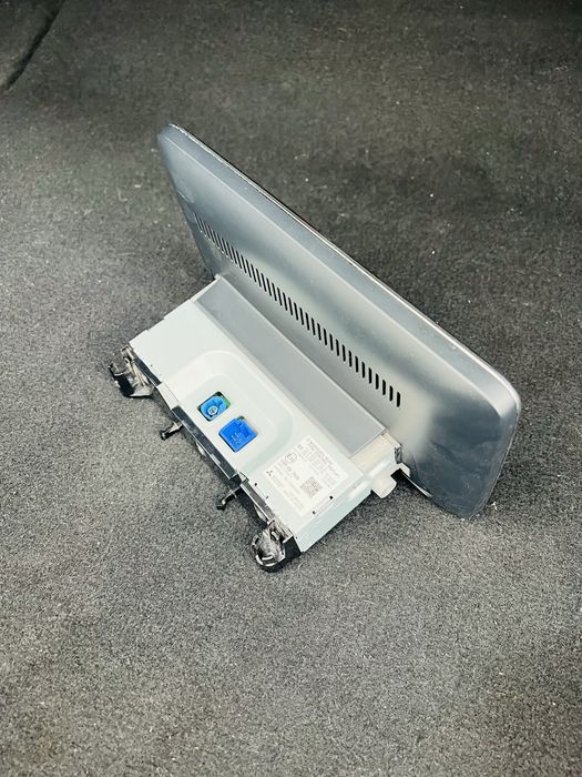 Ecrã Monitor 2.a geração Mercedes class c 2018 w205