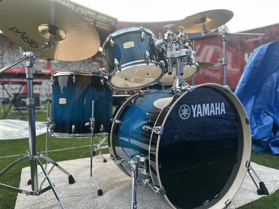 Bateria Acústica Yamaha Stage Custom Deep Blue Sunburst