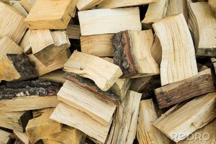 Drewno do kominka oraz pieca - Ładne grube drewno kominkowe