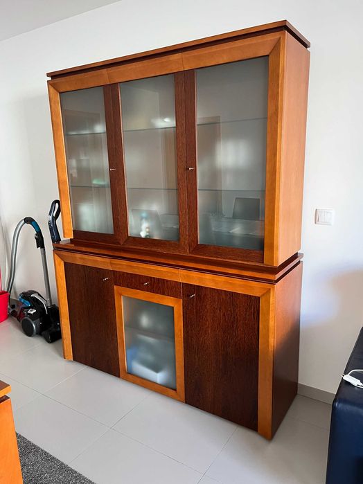 Móveis para sala de jantar em Cerejeira