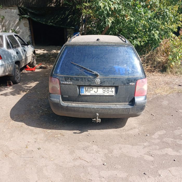 VW Passat B5 2000 рік потрібен ремонт