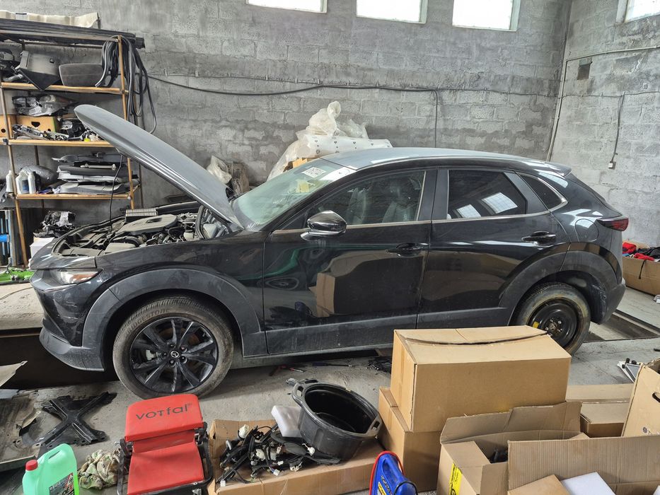 Mazda CX-30 мазда сх30. Двері. Колір 46g, 41w, 42м