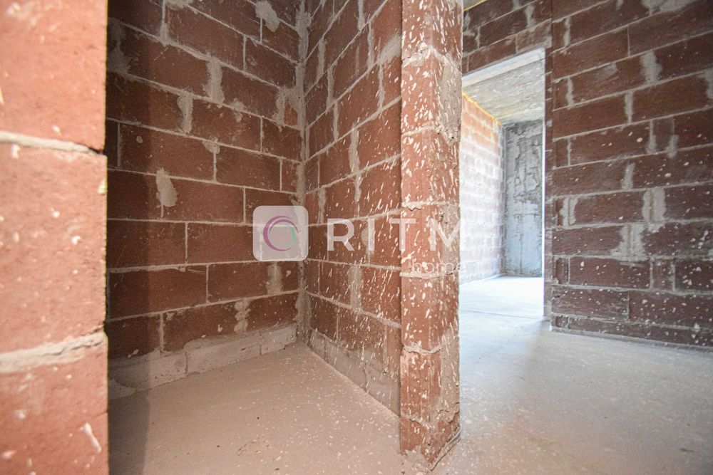 Простора 2-к квартира 64.4 м² у зданому ЖК "Варшавський Deluxe"