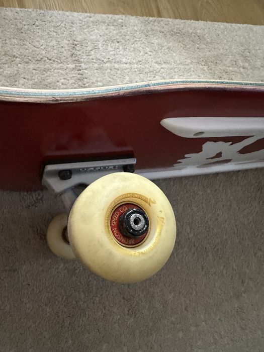 2 skates profissionais 130€