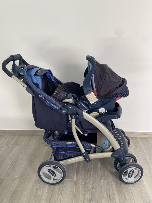 Carrinho bebé 3 em 1 marca GRACO