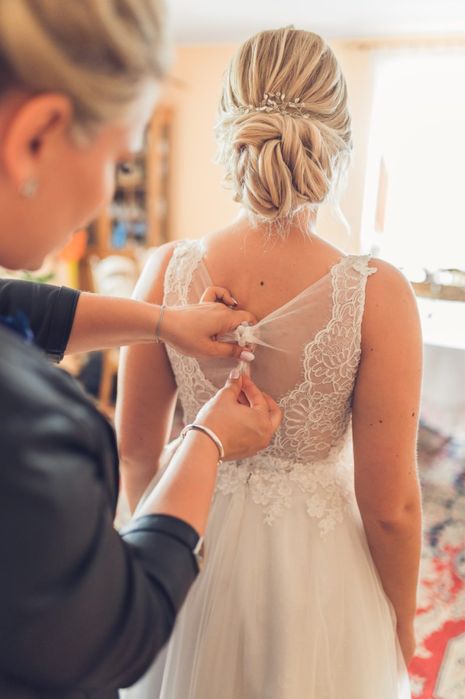 Suknia ślubna w kształcie litery A