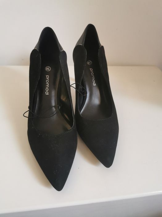 Czarne czółenka nowe 38 Promod