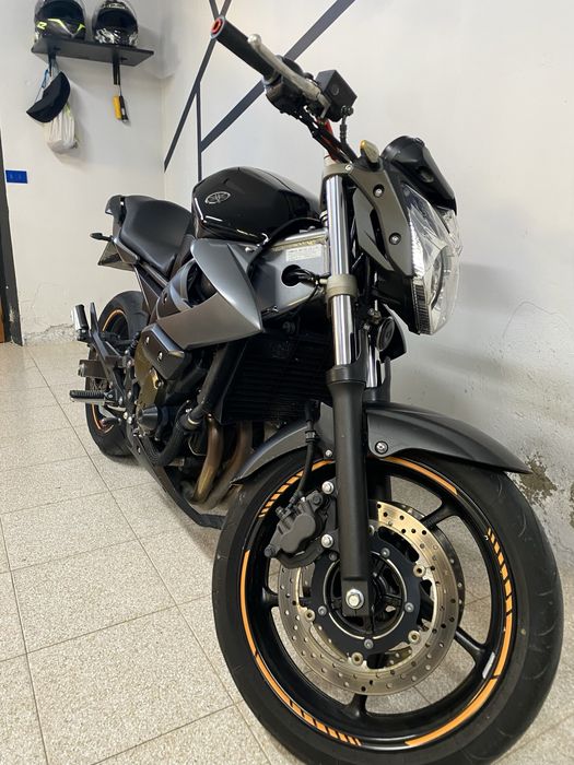 Yamaha XJ6 naked