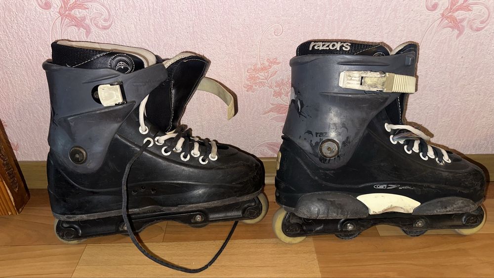 Ролікові ковзани Razors