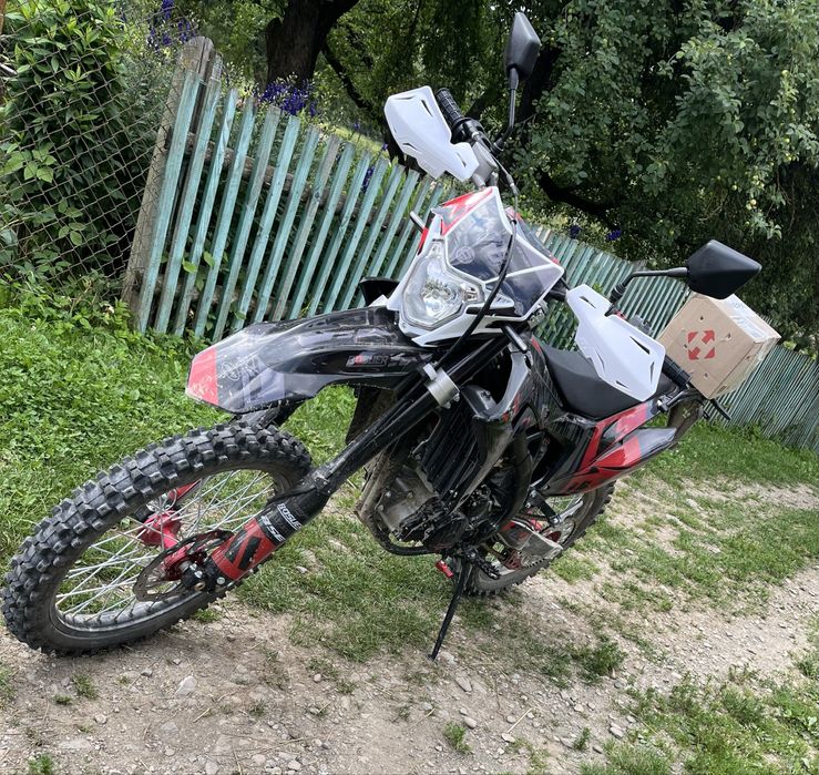 Прода мотоцикл  BSE J1 300