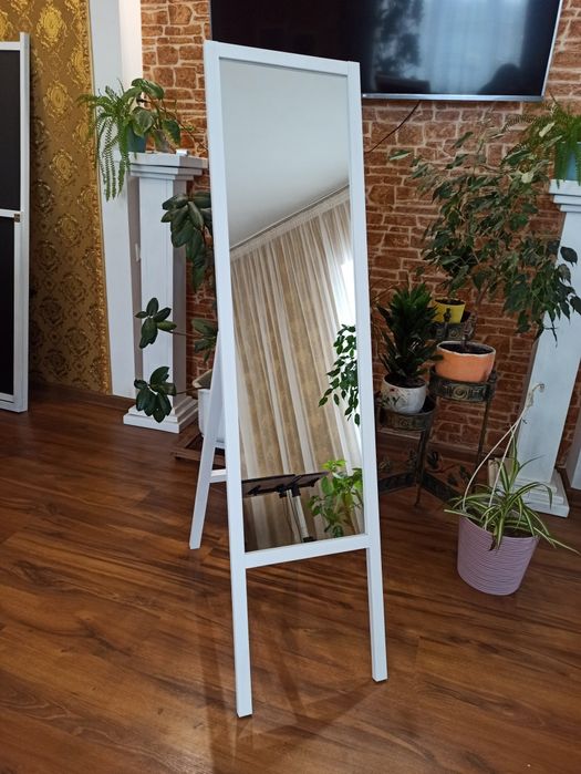 Дзеркало підлогове