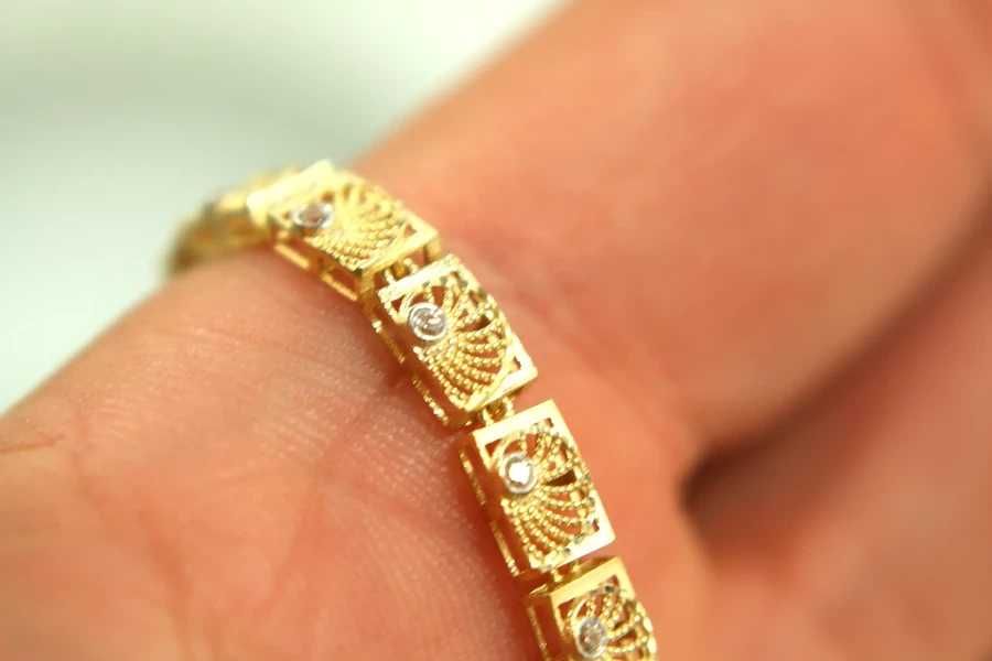 Złota ażurowa bransoletka z cyrkoniami p:585 w:5,38g r:17,5-19,5cm